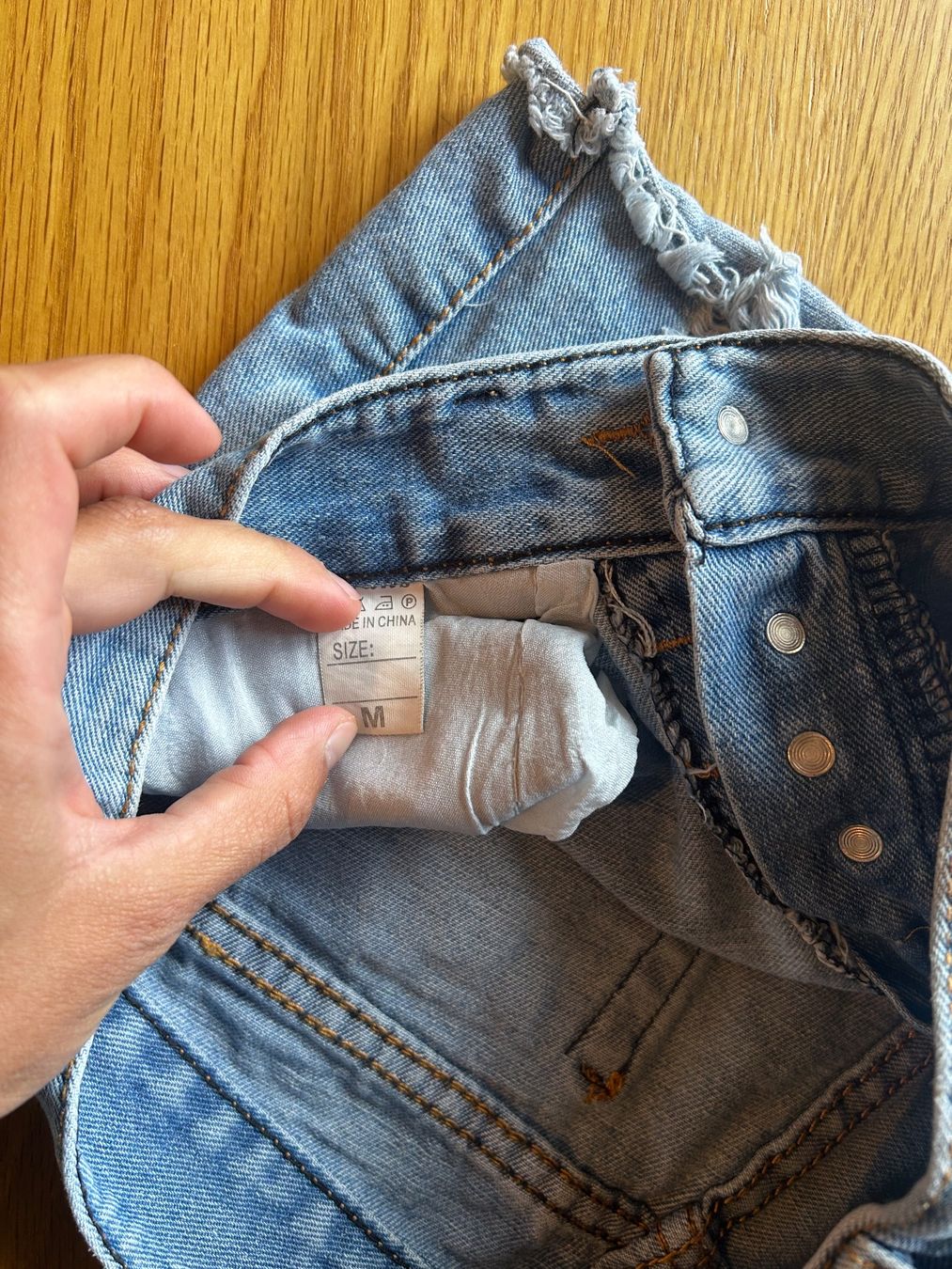 Jeans: Coole Jeans Shorts, Grösse M – Usato da Horgen venduto da Melissor 2