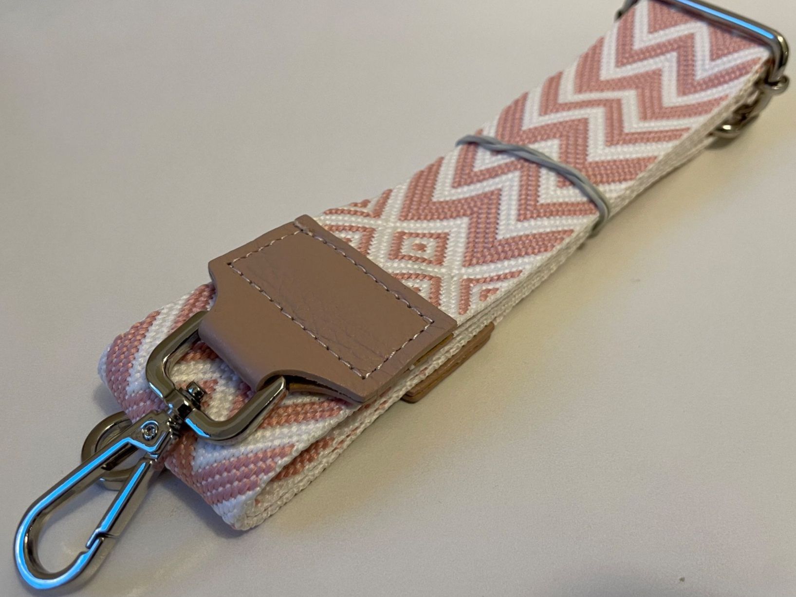 Borse da donna: Umhängetasche/Handytasche mit Gurt – Nuovo (secondo la descrizione) da Zürich venduto da Joba-Sell 6