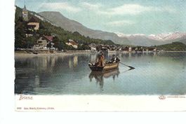 Brienz. Ruderboot auf See, Schifferin in Werkstagstracht