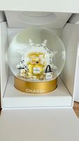 Chanel Schneekugel No. 5 Gold