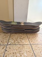 Alte Skateboarddecks gratis zum abholen