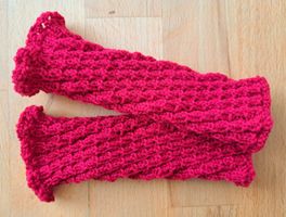 Schöne handgestrickte Armstulpen Pulswärmer Amedysli