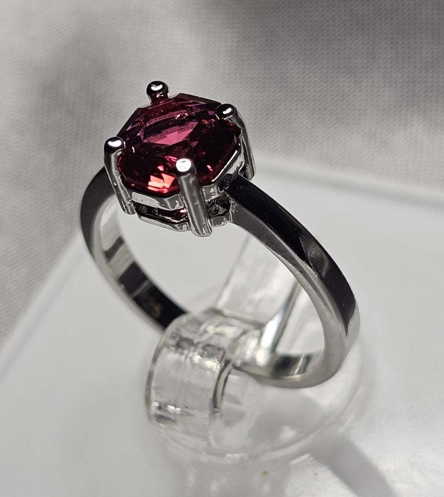 Anelli: Eleganter Ring mit Turmalin, 925 versilbert, Gr. 6 – Nuovo (secondo la descrizione) da Grenchen venduto da maretop 7