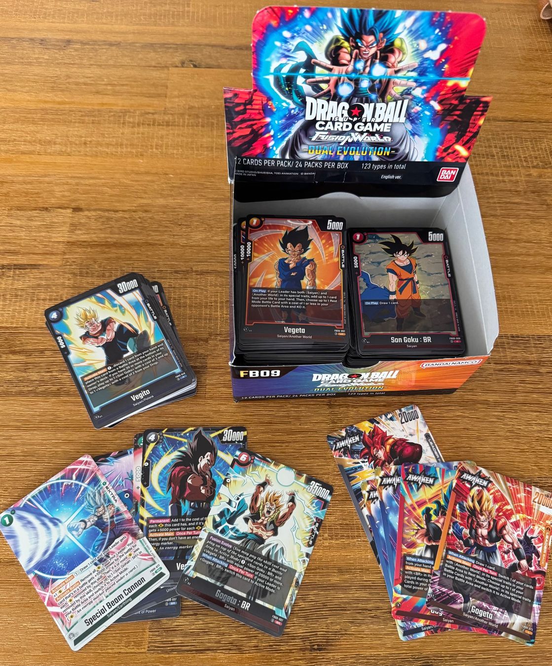 Bandai Sammelbilder & Trading cards: Dragon Ball Super Card Game: Dual Evolution -  Box, BULK!!! – Gebraucht aus Buchs ZH von bogador