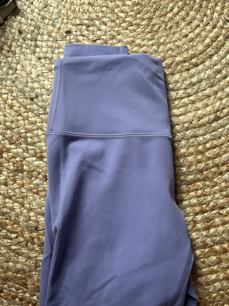 Lululemon Leggings: Lululemon Leggings Wunder Train 10 – D'occasion à Zürich par chloe26 2