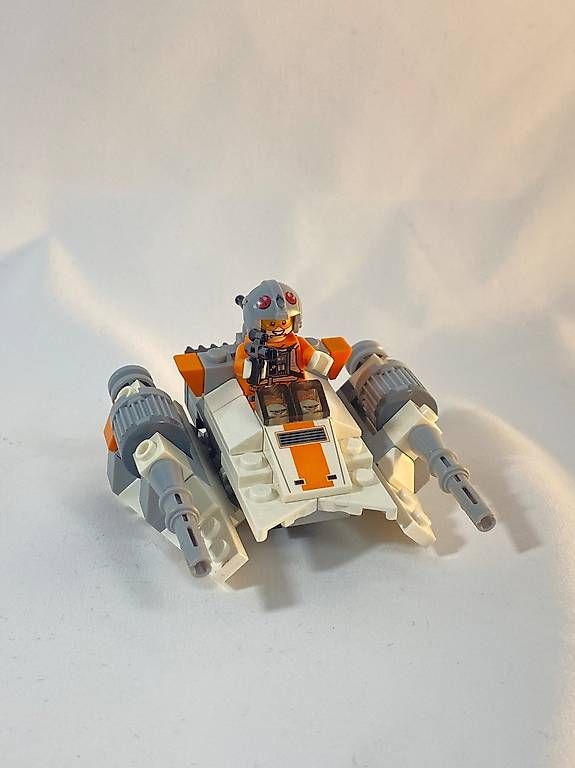 Baukästen: Lego Snowspeeder (75074) – Gebraucht aus Zürich von CNM_Ricardo
