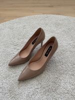 Musette Leather Stilettos (size 37 - runs small!)