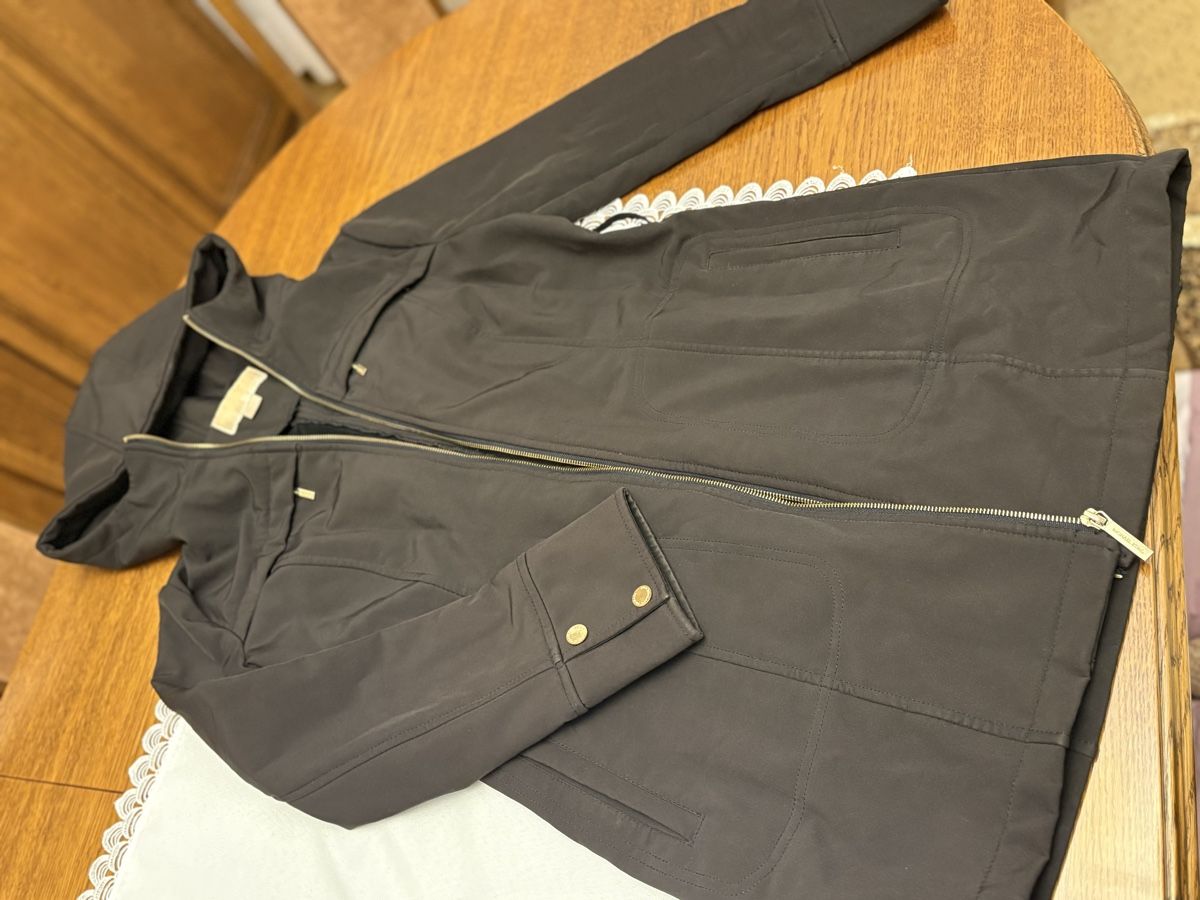 Michael Kors Vestes: Veste Michael Kors taille M – D'occasion à Attalens par Skorpionica 4