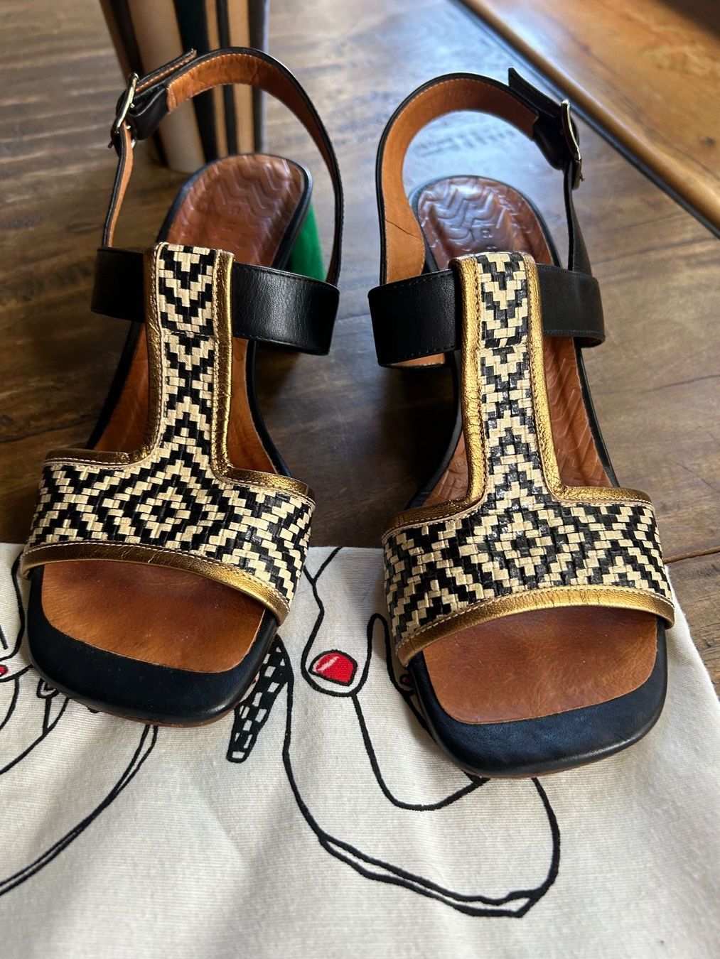 Chie Mihara Scarpe da donna: Wildleder Sandals Chie Mihara – Nuovo (secondo la descrizione) da Schaffhausen venduto da amwr 5