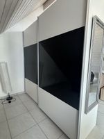 Kleiderschrank