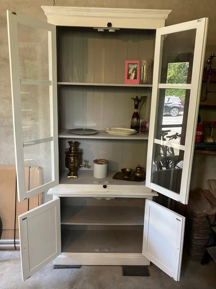Vetrine: Vitrine élégante - Elegant glass cabinet – Usato da Versoix venduto da nic_zg6j 1