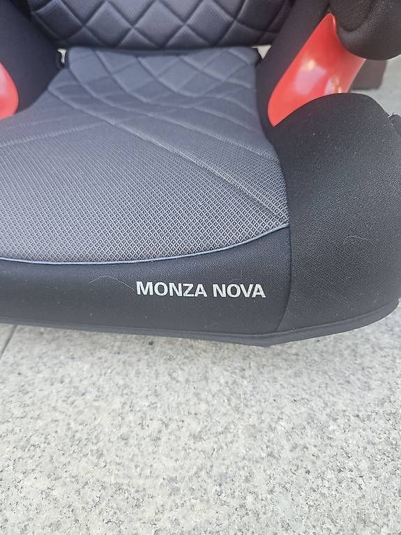 Seggiolini per auto: Autokindersitz Recaro Monza Nova – Usato da Hausen AG venduto da ZionElyas 2