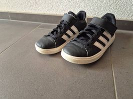 Adidas Sneakers Grösse 30