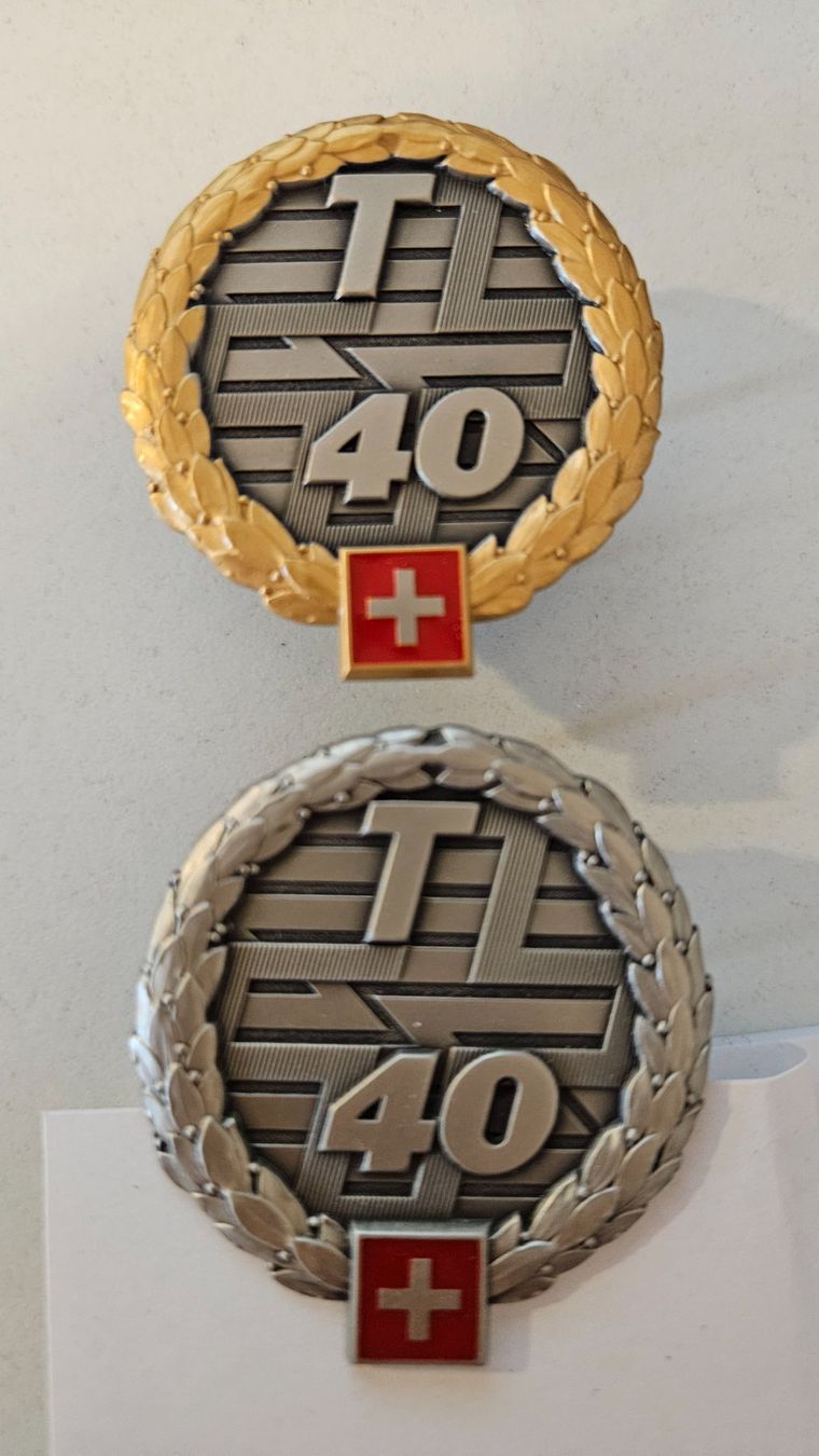 Schweizer Armee Plaketten & Abzeichen: Peret Emblem Schweizer Armee – Neu (gemäss Beschreibung) aus Urdorf von reg_q6nr