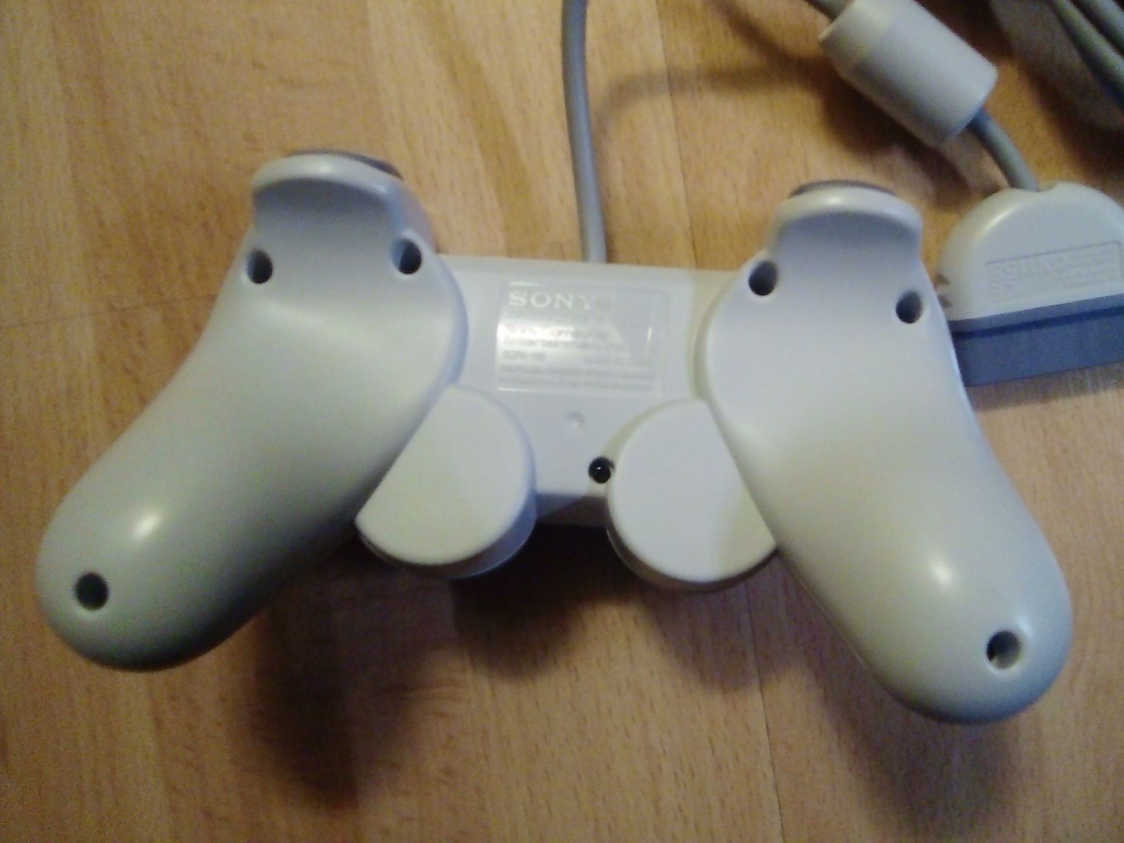 Sony Controller: Original Sony PS1 Slim Dual Analog Controller SCPH-110, Grau – Nuovo (secondo la descrizione) da Winterthur venduto da Colonica 1