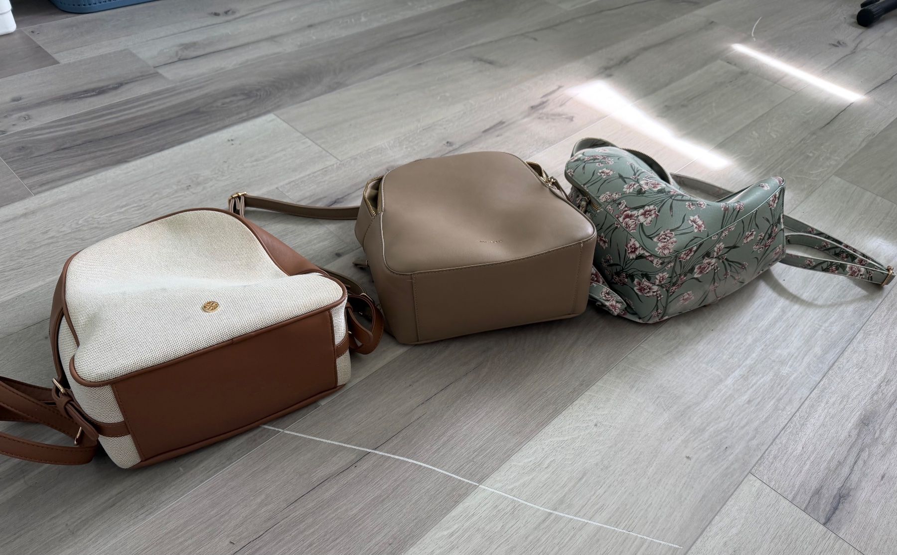 Taschen für Damen: Hand Tasche Rucksack Handtasche – Defekt aus Dottikon von 6571 4