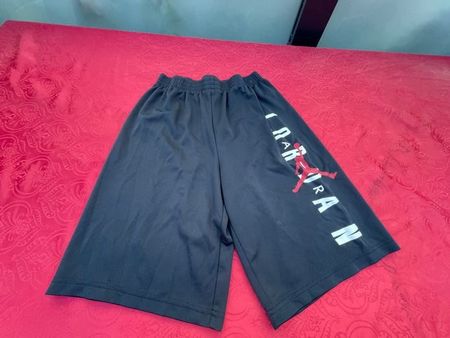 Junge Turnhose Shorts schwarz Jordan (13-15) 158-175
