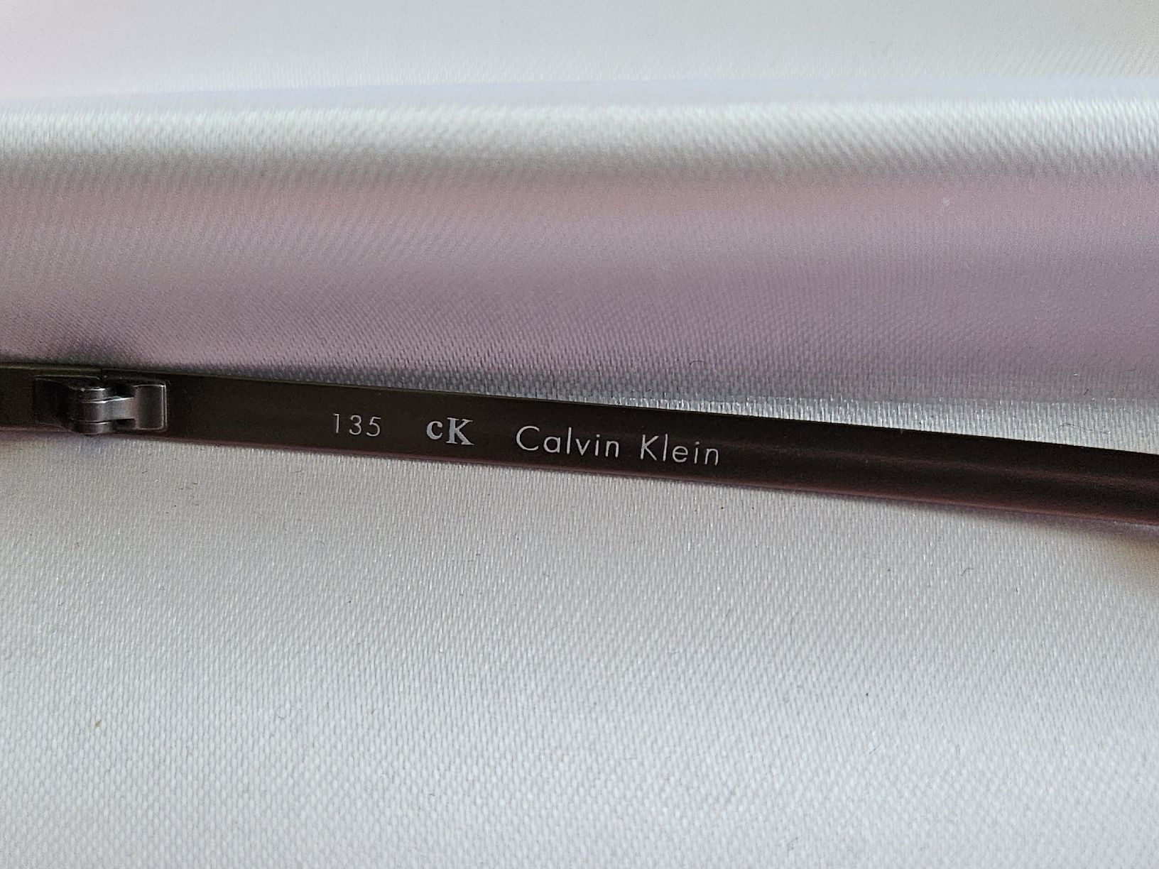 Calvin Klein Brillen & Gläser: Calvin Klein Brillengestell  gebraucht – Gebraucht aus Urdorf von Colina 3
