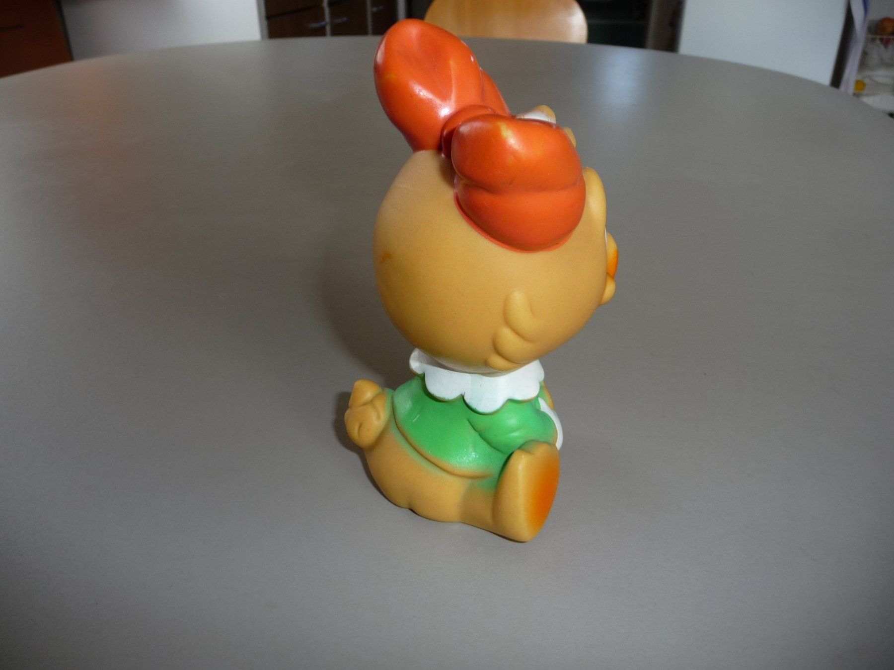 Statuette: Daisy Duck 1987 – Usato da Neftenbach venduto da sorge 2