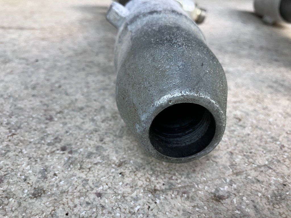 Armée suisse Tous les outils: 2 Stk. Abbauhammer / Spitzhammer A7 Presslufthammer Armee – D'occasion à Fislisbach par Promo 5