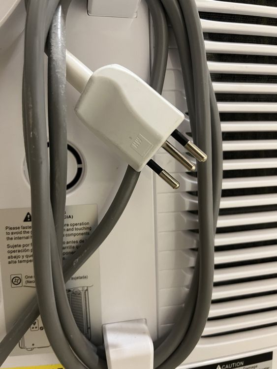 Electrolux Klimageräte: Mobile Klimaanlage Electrolux Chill Flex Pro Gold – Gebraucht aus Zürich von Daweeckedplayer 4