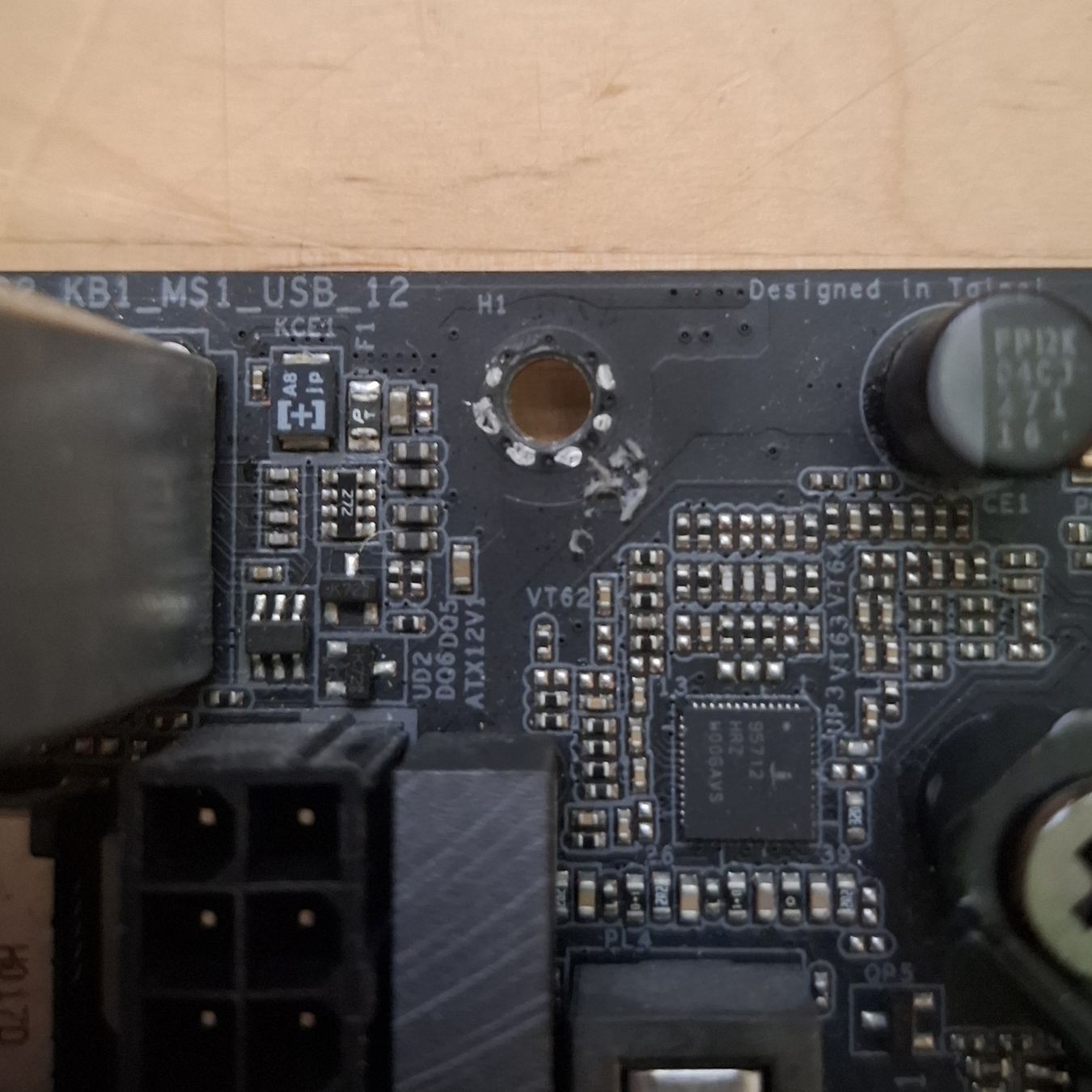 Asrock Mainboards: Fatal1ty B450 Gaming-ITX/ac – Gebraucht aus Lausanne von moimoietencoremoi 3