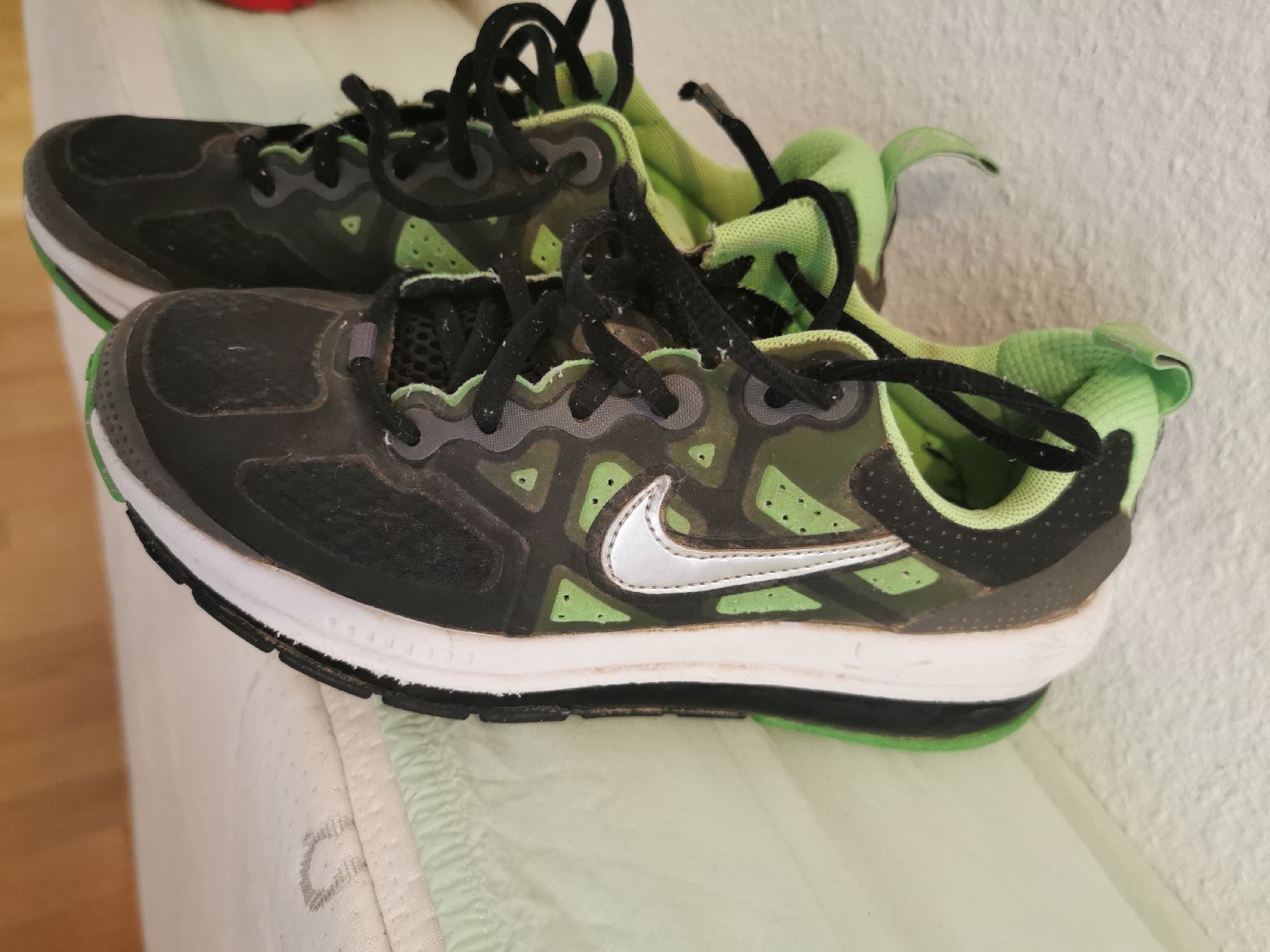 Scarpe da uomo: Nike Sneakers 36.5 – Usato da Jona venduto da curlie_82 1