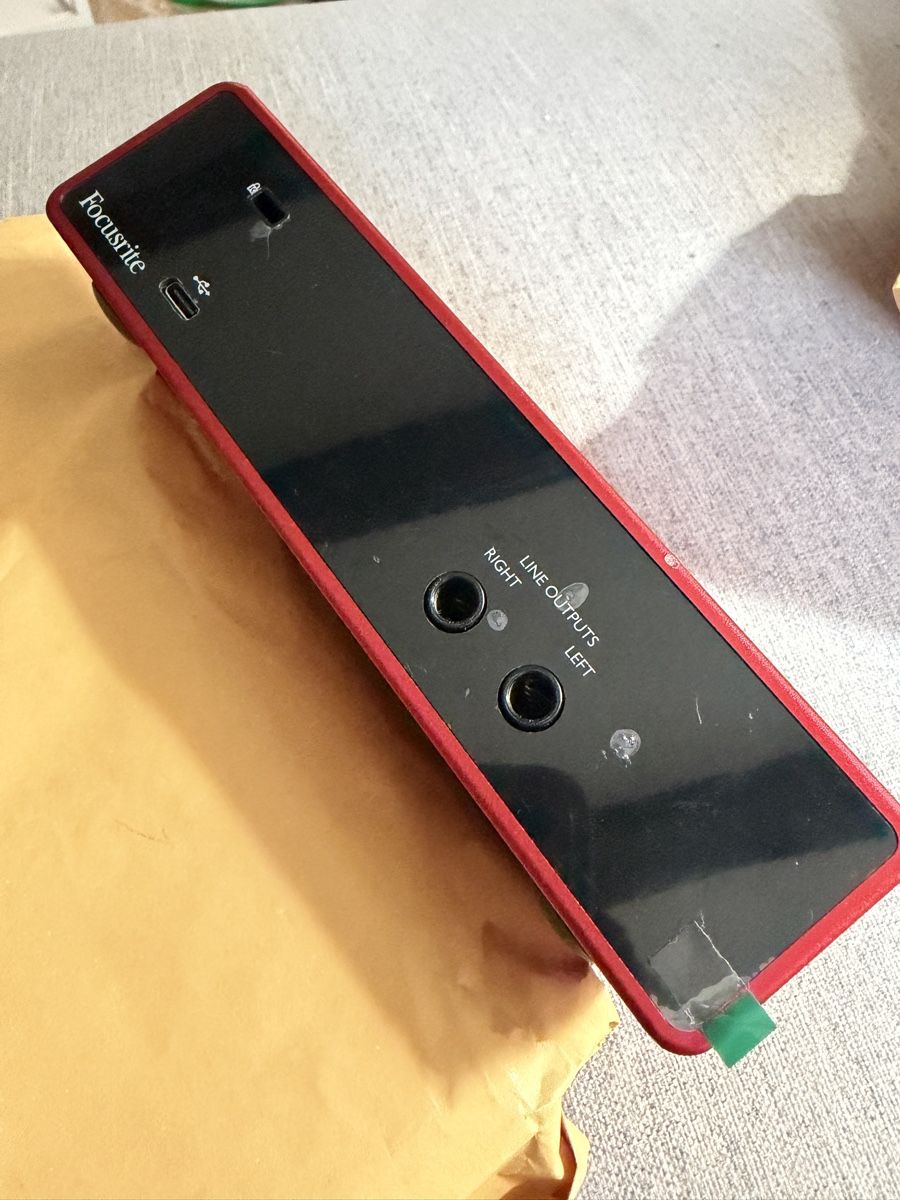 Focusrite Verstärker: Focusrite Scarlett 2i2 (3rd gen) – Gebraucht aus aubonne von x_yz 1