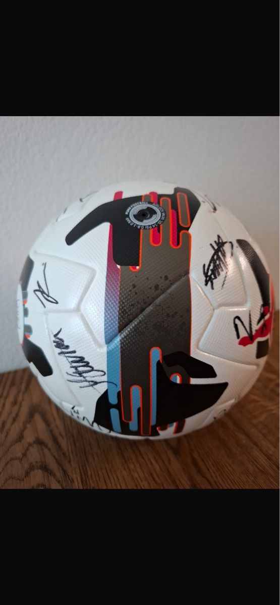 Puma Ballons: Puma Orbita 2 TB, signiert von der schweizer Nati – Neuf (Voir description) à Herrliberg par jud_mnn7 2