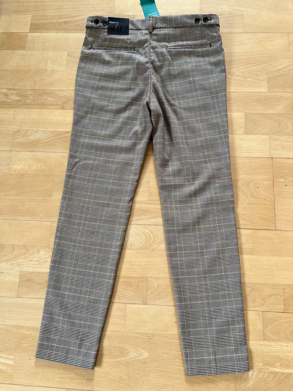 H&M Hosen: H&M Damen Hose, Gr. 31, NEU – Neu und originalverpackt aus Worb von farben20zauber 2