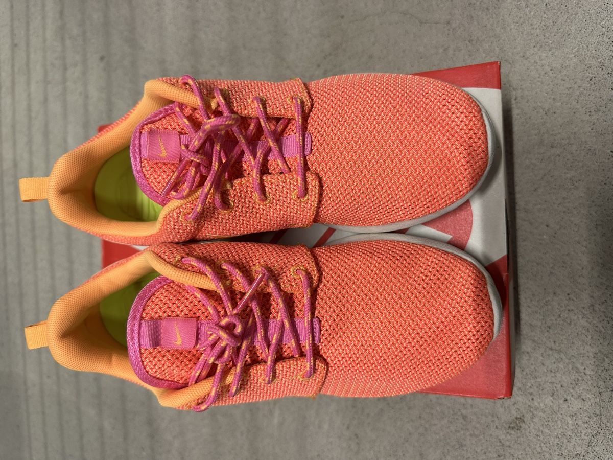 Nike Scarpe da uomo: Nike Rosherun Gr. 36.5 – Usato da Bern venduto da Shininglove 2