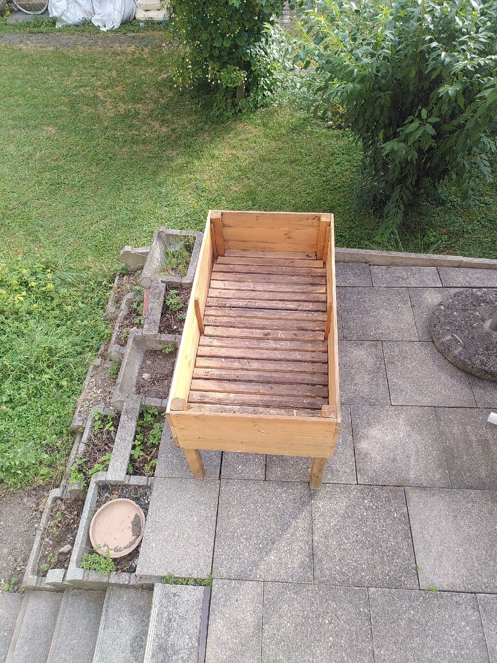 Box contenitori: Hochbeet inkl. Zubehör  – Usato da Zürich venduto da flo_7d2f 3