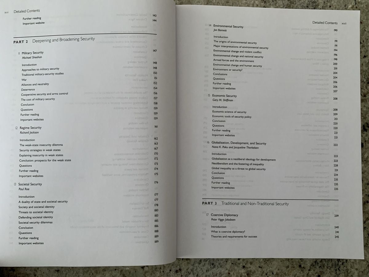Livres: Contemporary Security Studies, 3rd Edition, Signed! – D'occasion à Genève par sunsustains 8