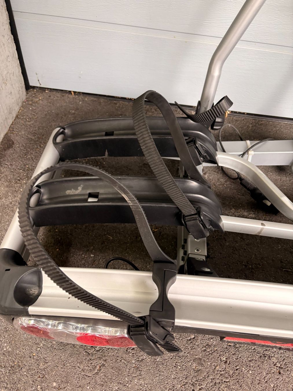 Anhänger: Fahrradheckträger Thule EC G6 – Gebraucht aus Domat Ems von Bmuesli 2
