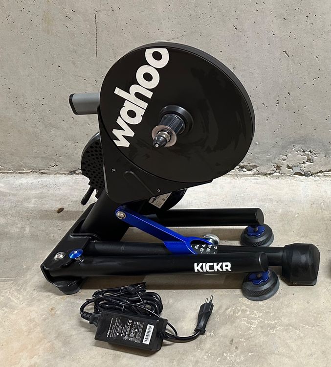 Wahoo Kickr V5 sehr guter Zustand Kaufen auf Ricardo