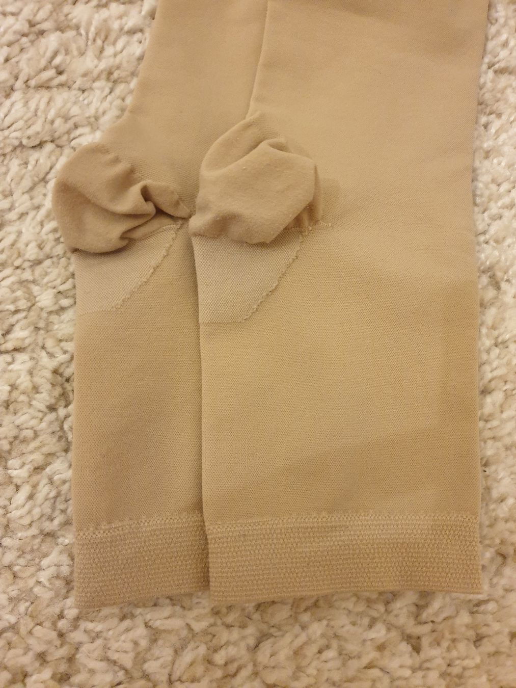 Sigvaris Socken: Bas de compression Sigvaris Magic A-D, beige, très bon état – Gebraucht aus Neuchâtel von Verenas12 1