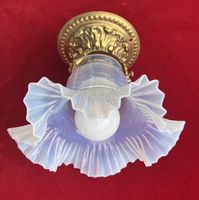 Jugendstil Deckenlampe mit Opalinglas Top Zustand H. 14cm 