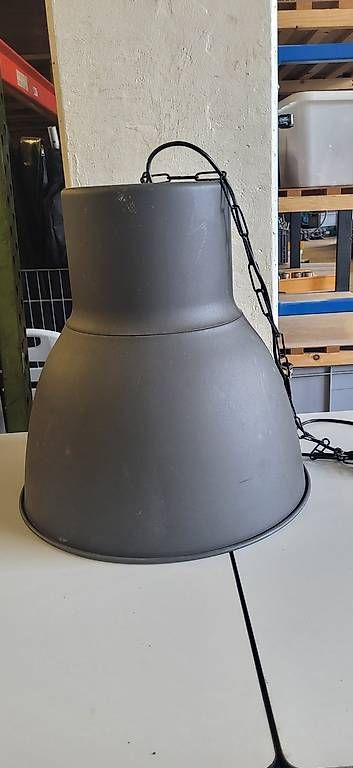 Lampen: Retro Leuchte Industrieleuchte gross – Gebraucht aus Rheineck von inf_kv7d