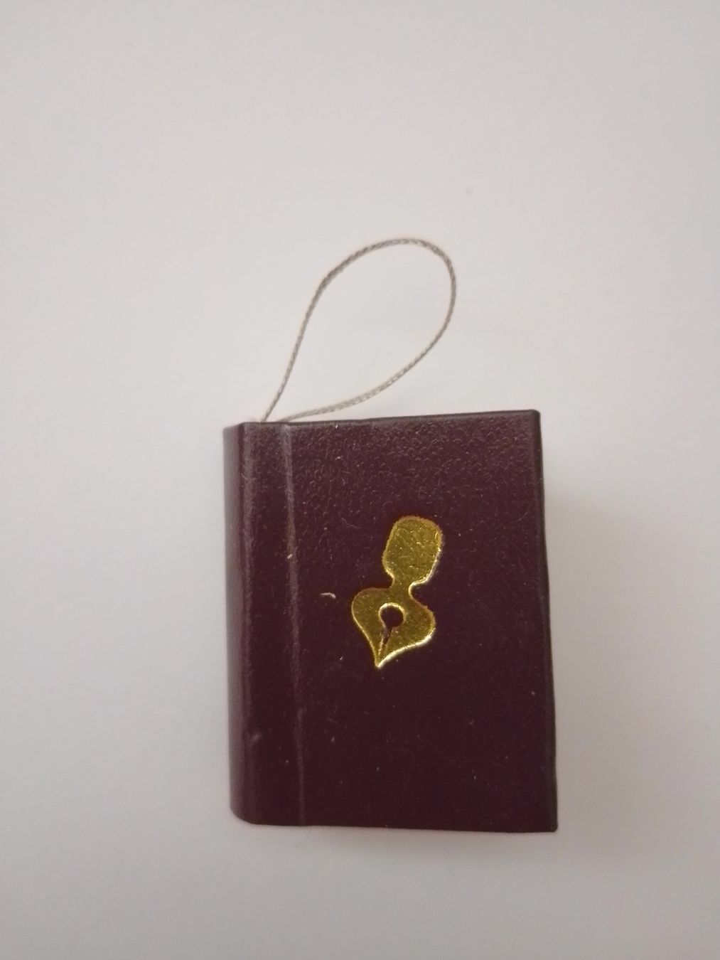 Bücher: livre miniature à pages blanches – Gebraucht aus Echandens von Gamora32