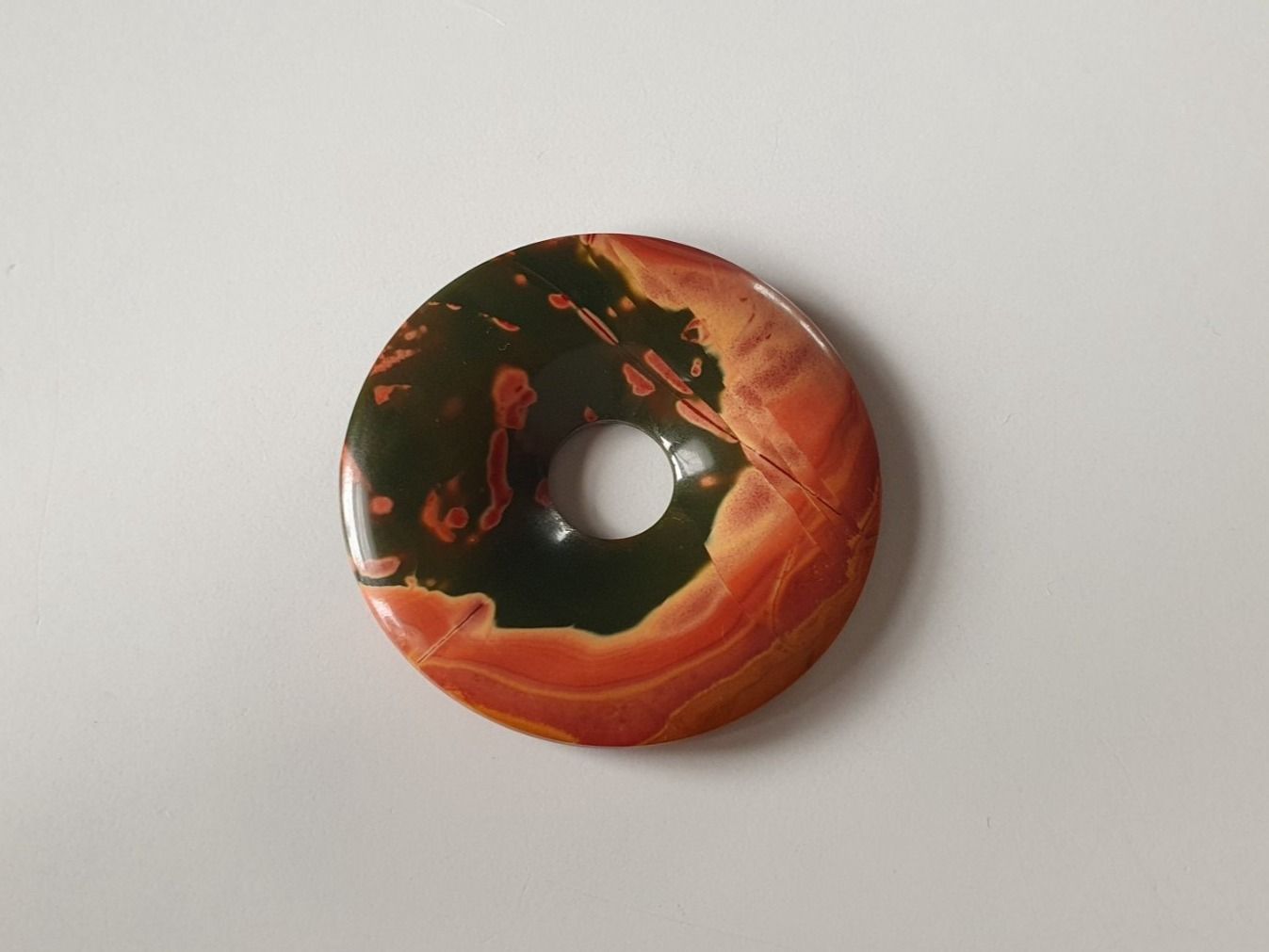 Pendentifs: disque de jaspe polychrome pour pendentif – D'occasion à Echandens par annegug 2