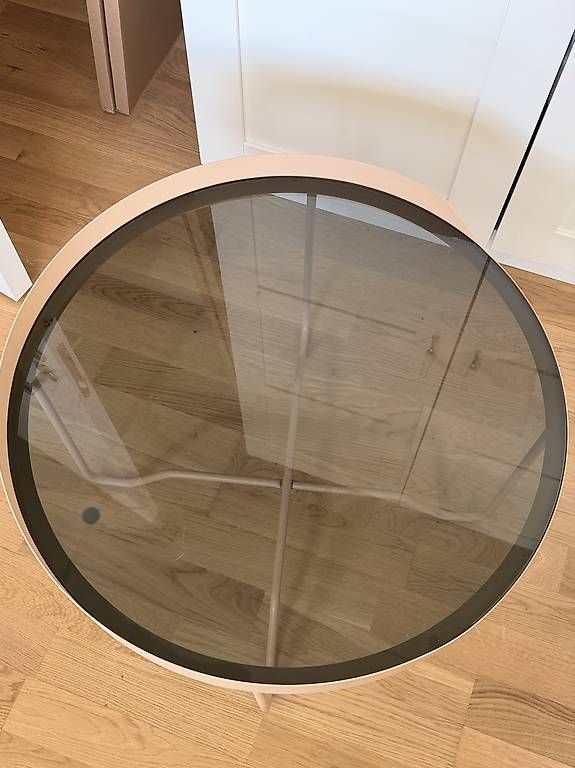 Tische: Couchtisch Livique – Gebraucht aus Freidorf TG von mar_9rs5