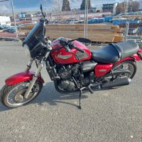 Moto Triumph Legend TT 900, très bon état, expertisée
