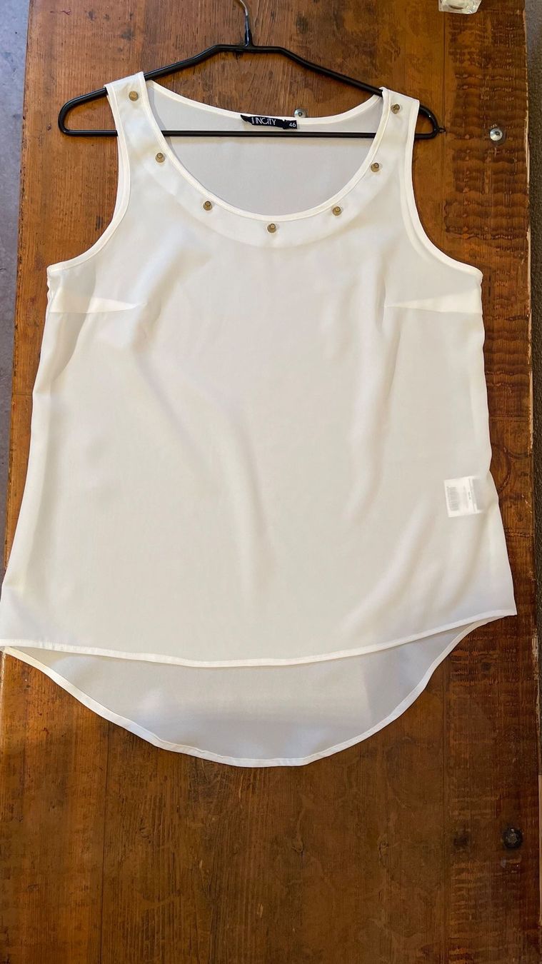 Valentino T-shirt: INSITY Valentino Styl S M/NP40CHF Pester – Nuovo (secondo la descrizione) da Kölliken venduto da Hap-7 5