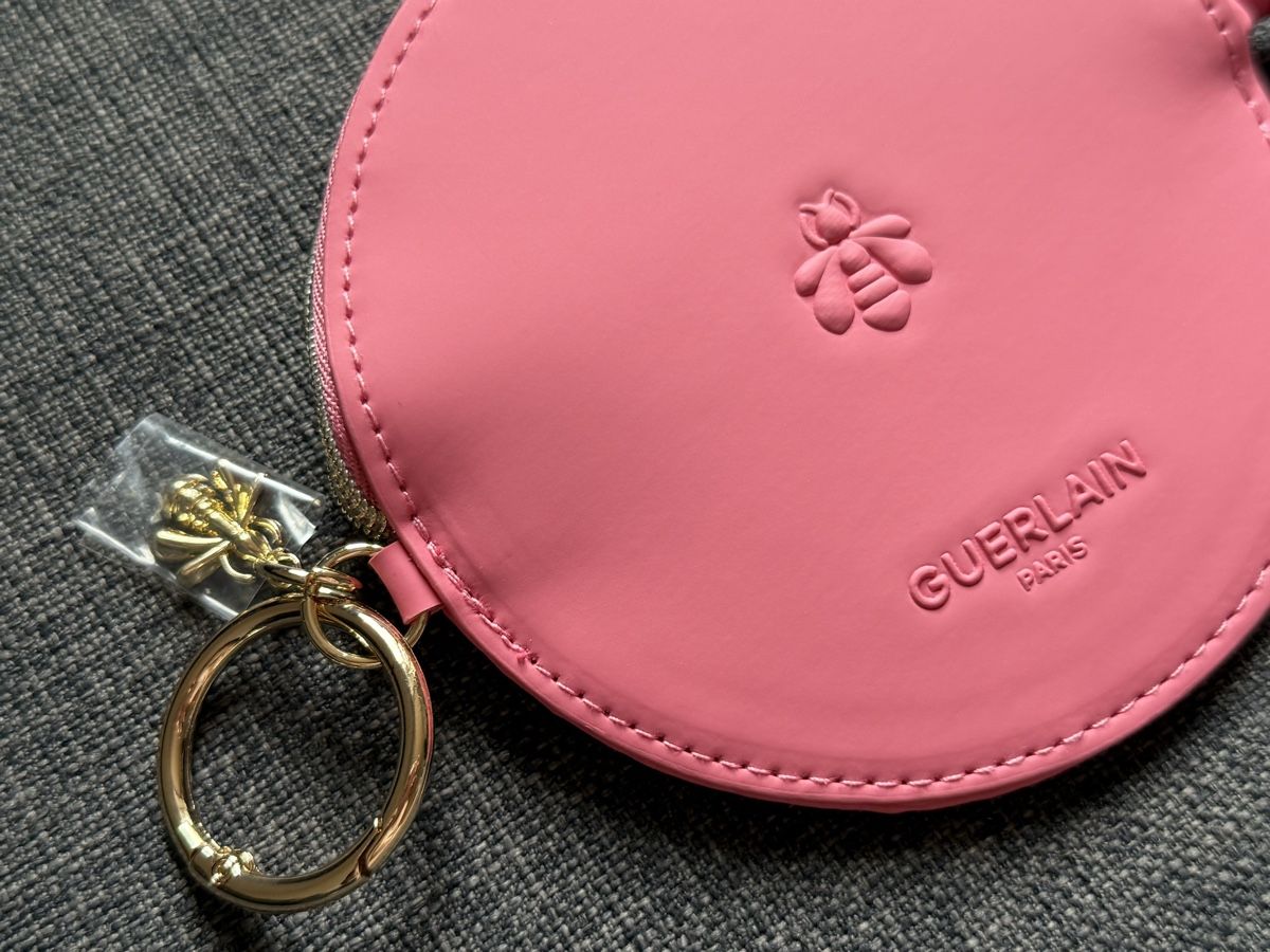 Guerlain Custodie per cosmetici: Guerlain Small Pouch Aqua Allegoria – Nuovo e nell'imballaggio originale da Luzern venduto da sas_r89l 1