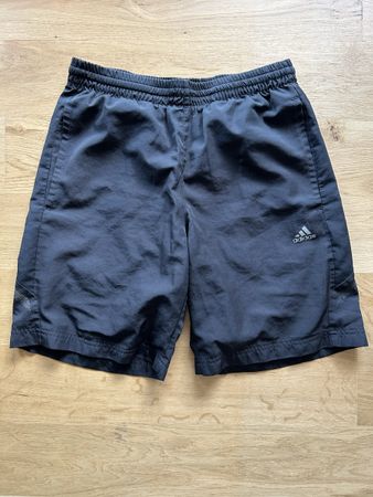 Adidas Shorts schwarz Grösse M