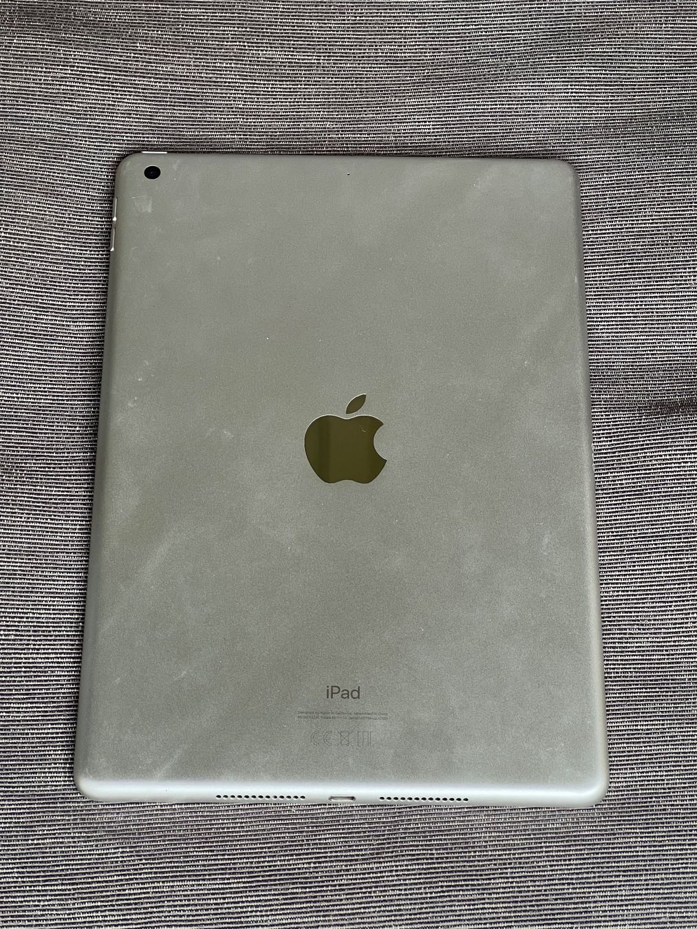 Apple Tablet PC: Apple iPad 8 Gen. 32GB WiFi – Usato da Bern venduto da mattek 1