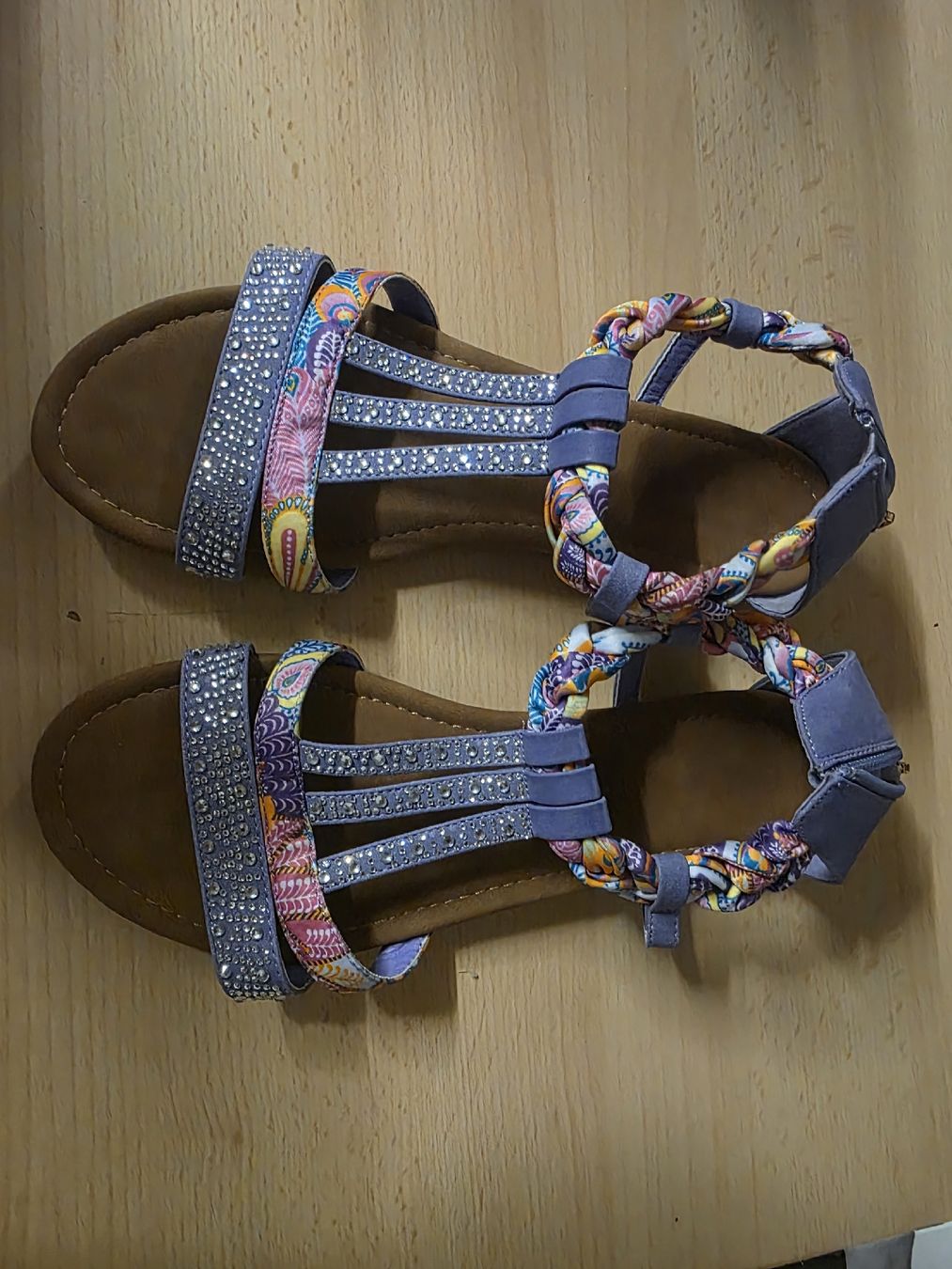 Lascana Scarpe da donna: Sommer Sandale, Lascana, mit Strass, Grösse 41 – Usato da Büsserach venduto da Divina86
