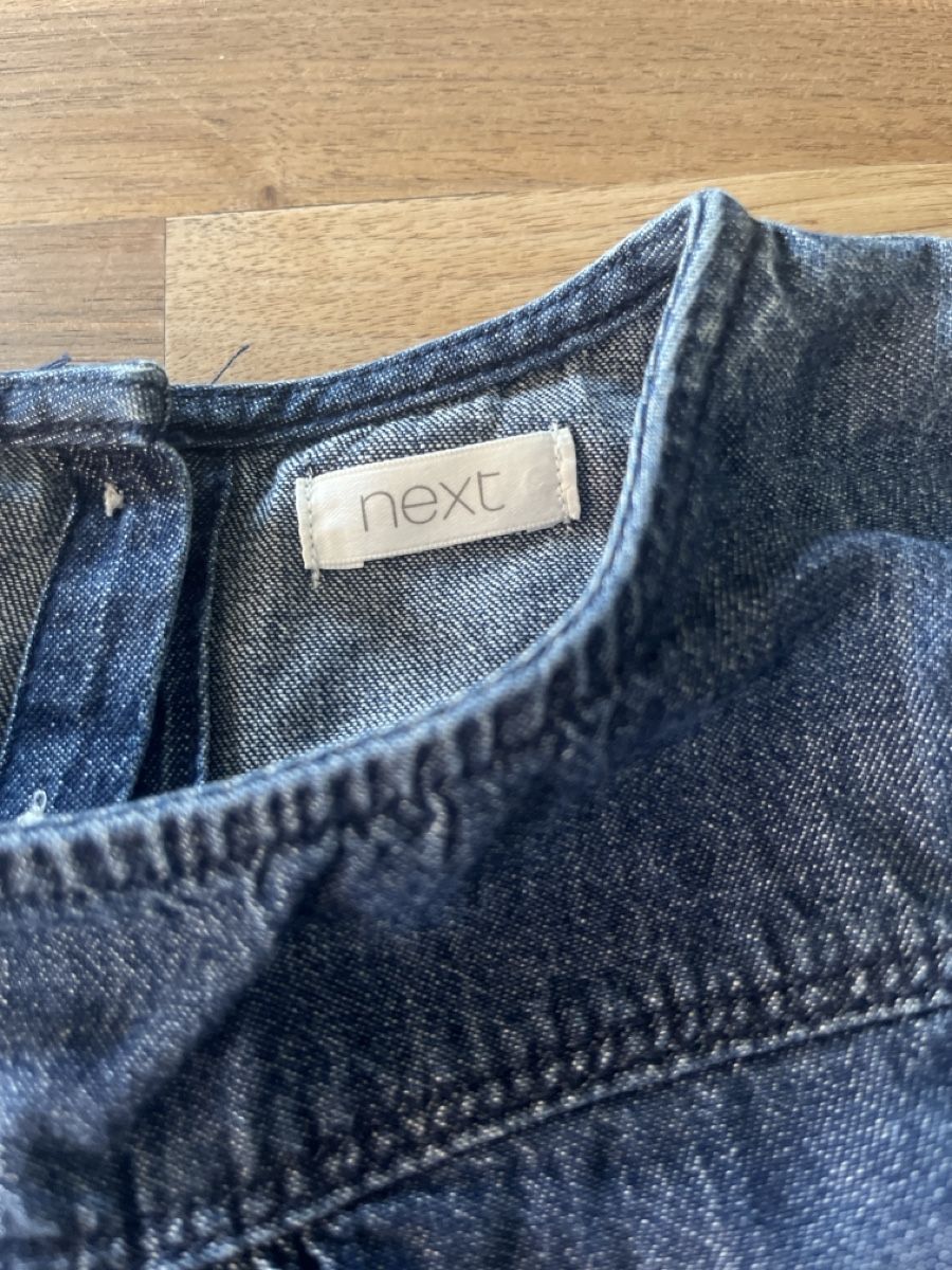 Next Vestiti & Gonne: Next Jeanskleid blau Grösse 104 – Usato da Basel venduto da HugChristine 1