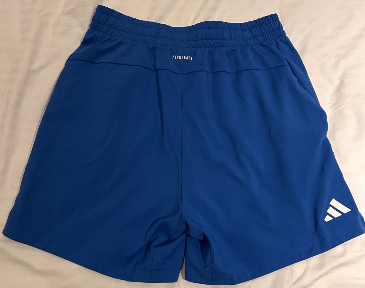 Adidas Hosen: Adidas Shorts – Gebraucht aus Basel von Christopher123 2
