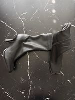 Schwarze Leder-Stiefeletten mit Absatz Gr. 38 –Made in Italy